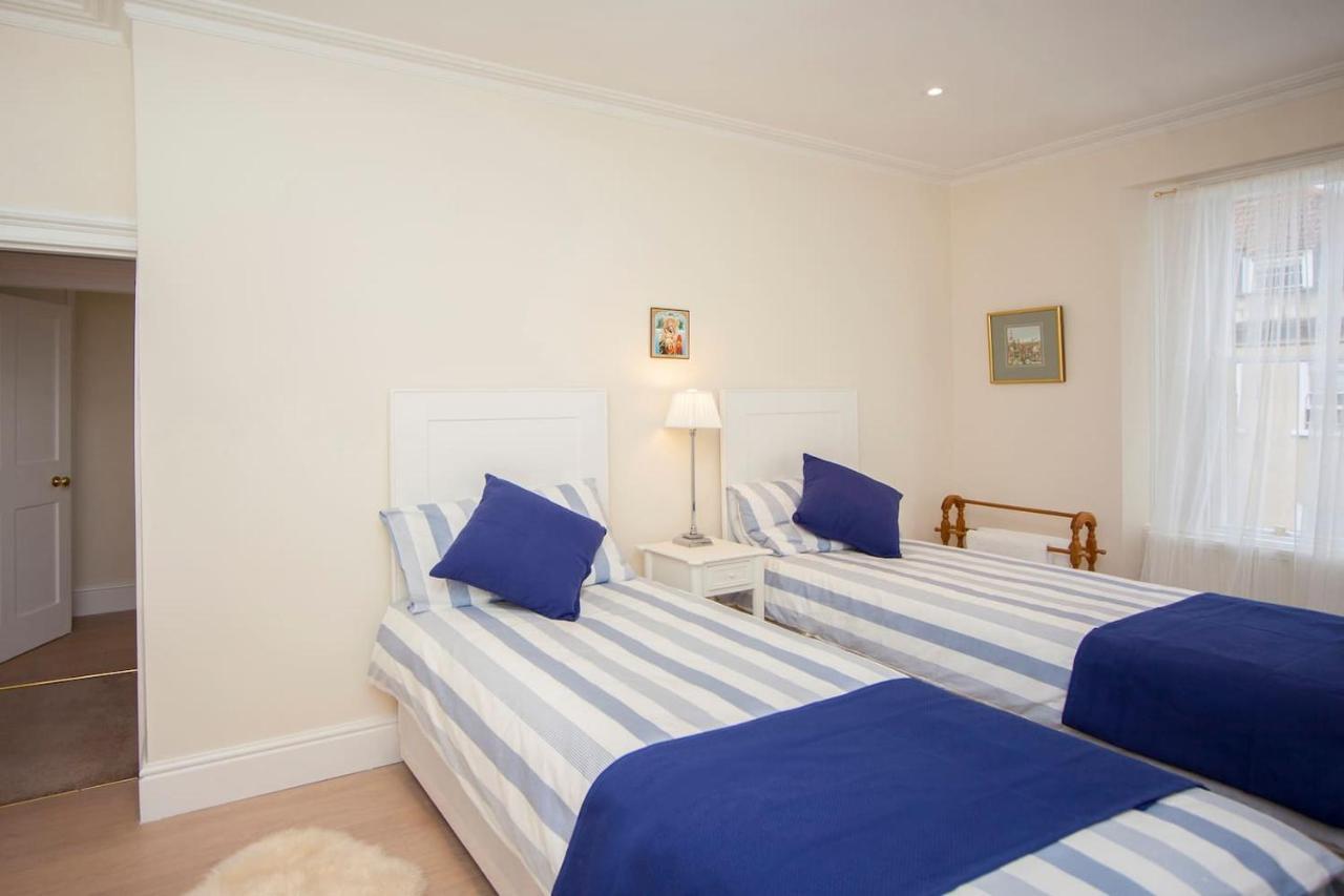 Lux City Centre Property, Slps 8 Bath Exterior photo